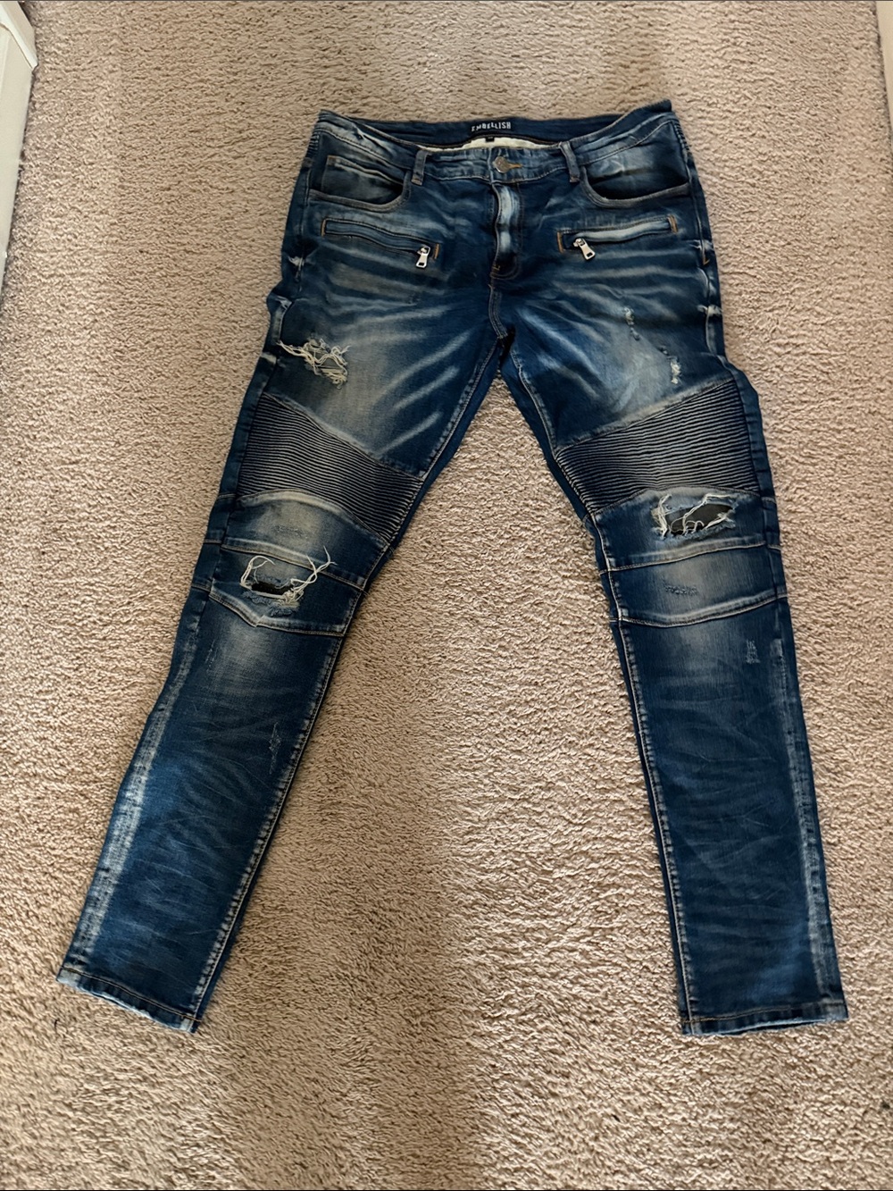 Men's Distressed Dark Blue Skinny Jeans with Biker-Style Knees